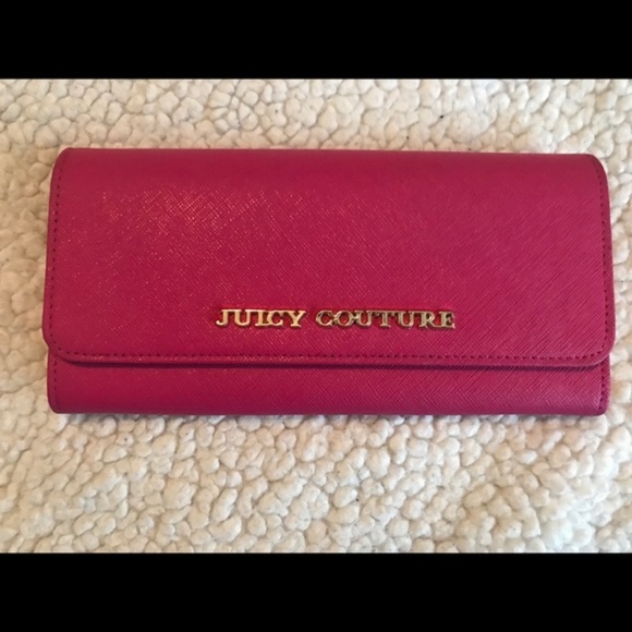 Juicy Couture Handbags - Juicy Couture Magenta Clutch Wallet